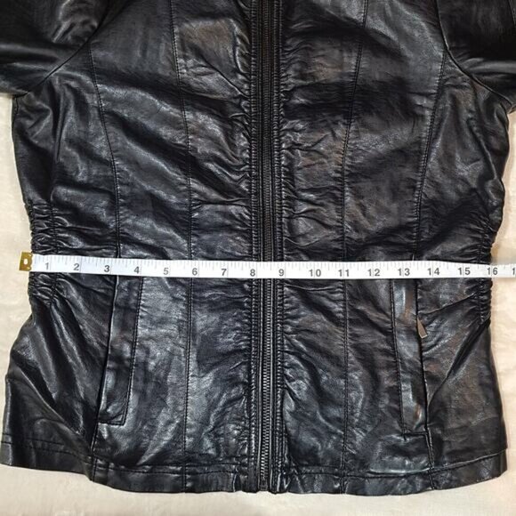 Le Chateau Black Faux Leather Jacket - Size Medium‎ - Picture 6 of 10